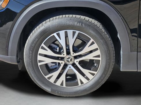 Used 2026 Mercedes-Benz GLB 250 image 29