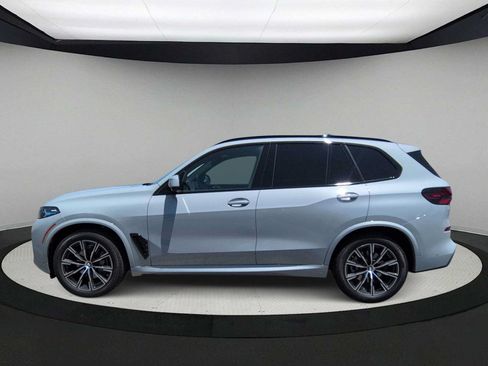 Used 2026 BMW X5 xDrive40i w/ M Sport Package AWD/4WD image 5
