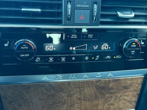 Used 2023 Nissan Armada SL w/ Captain's Chairs Package image 30
