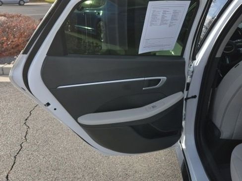 Used 2024 Hyundai Sonata SEL image 17