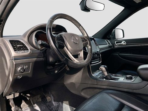 Used 2020 Jeep Grand Cherokee Limited image 9