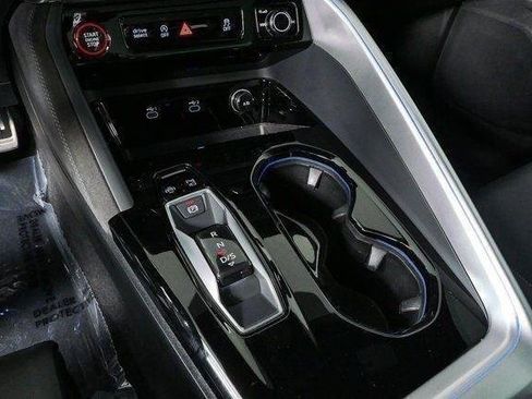 Used 2025 Audi SQ5 Premium Plus w/ Premium Plus Package AWD/4WD image 18