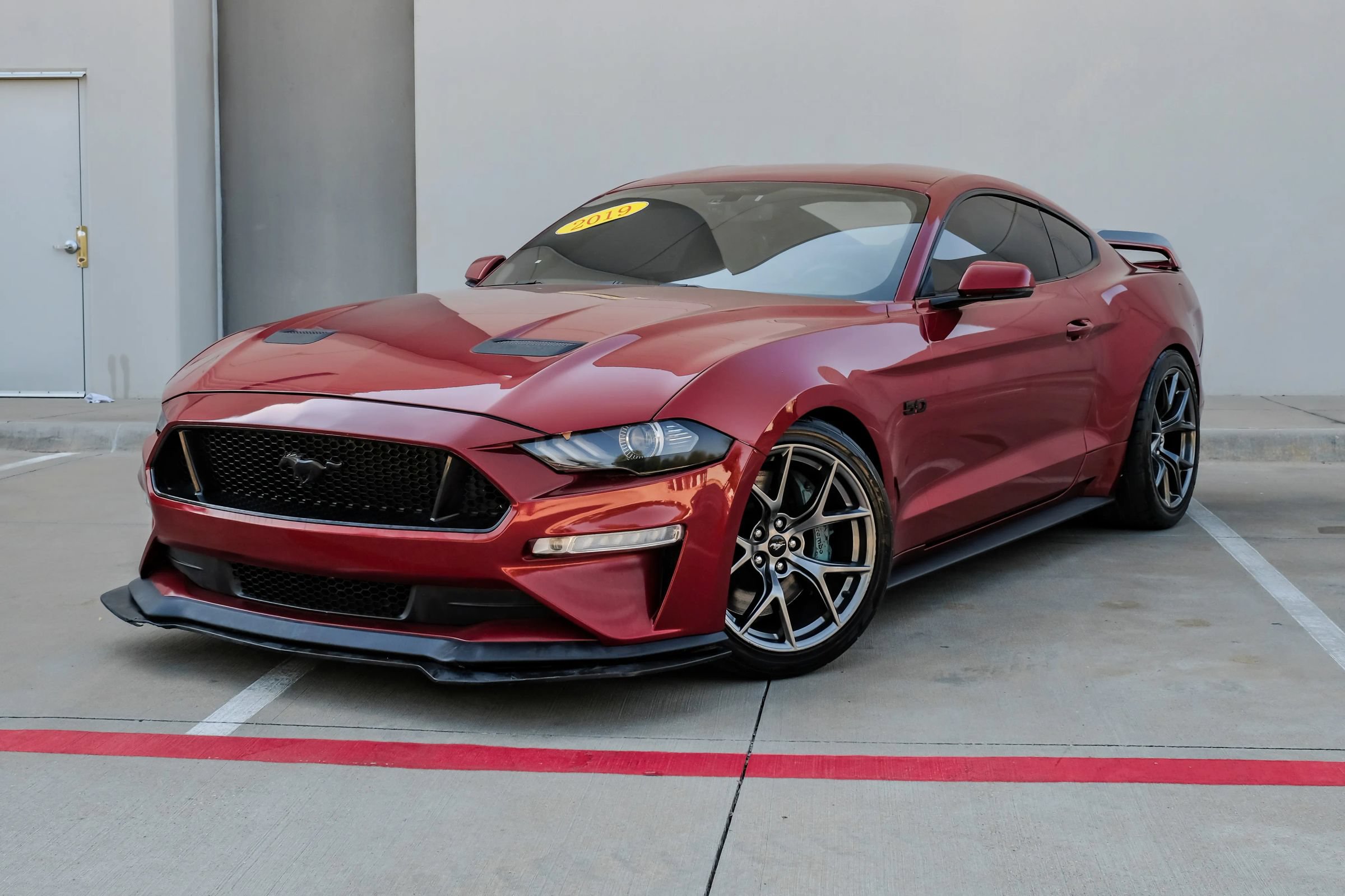Used 2019 Ford Mustang GT Premium w/ GT Performance Package RWD image 6
