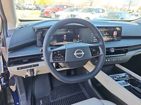 New 2025 Nissan Murano SV FWD image 16