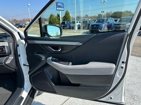 Certified 2025 Subaru Outback Premium w/ Popular Package #1A image 13