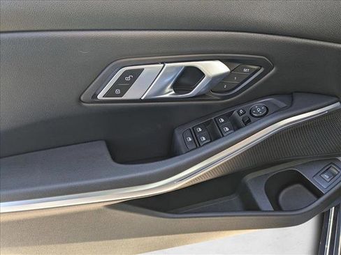 Used 2022 BMW 330i xDrive Sedan w/ Premium Package 2 image 10