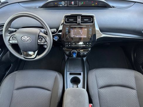Used 2019 Toyota Prius LE w/ Preferred Accessory Package AWD/4WD image 13