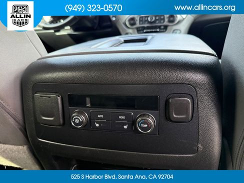 Used 2018 Chevrolet Tahoe LT w/ LT Signature Package AWD/4WD image 15