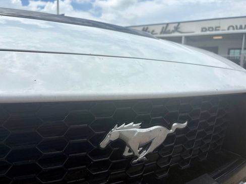 Used 2025 Ford Mustang GT Premium RWD image 11