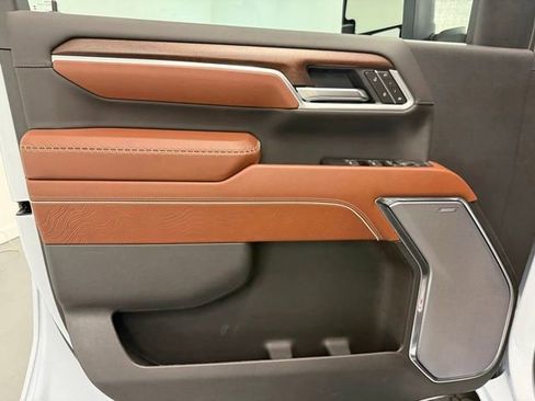 New 2026 GMC Sierra 2500 Denali Ultimate AWD/4WD image 11