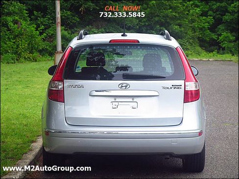 Used 2010 Hyundai Elantra SE image 29