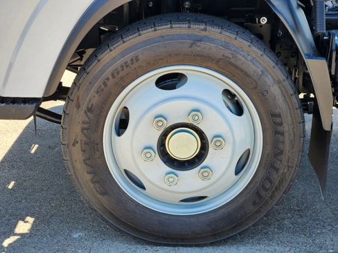 New 2025 Chevrolet Low Cab Forward 4500 XD image 10