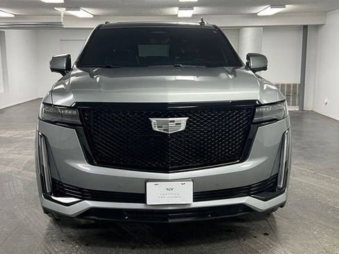 Certified 2024 Cadillac Escalade Sport w/ LPO, ONYX Package image 8