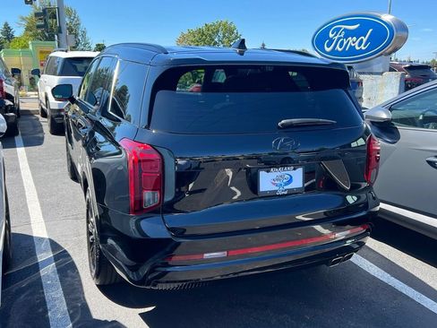 Certified 2025 Hyundai Palisade Calligraphy AWD/4WD image 9