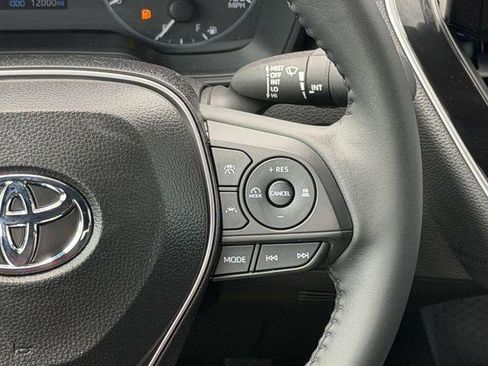 Certified 2025 Toyota Corolla SE FWD image 13