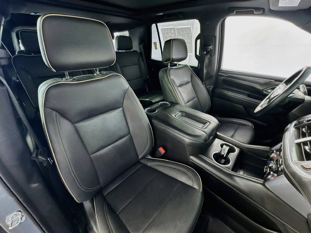 Used 2023 GMC Yukon SLT w/ SLT Premium Package RWD image 31