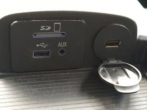 Used 2013 RAM 1500 Sport w/ Sport Premium Group image 26