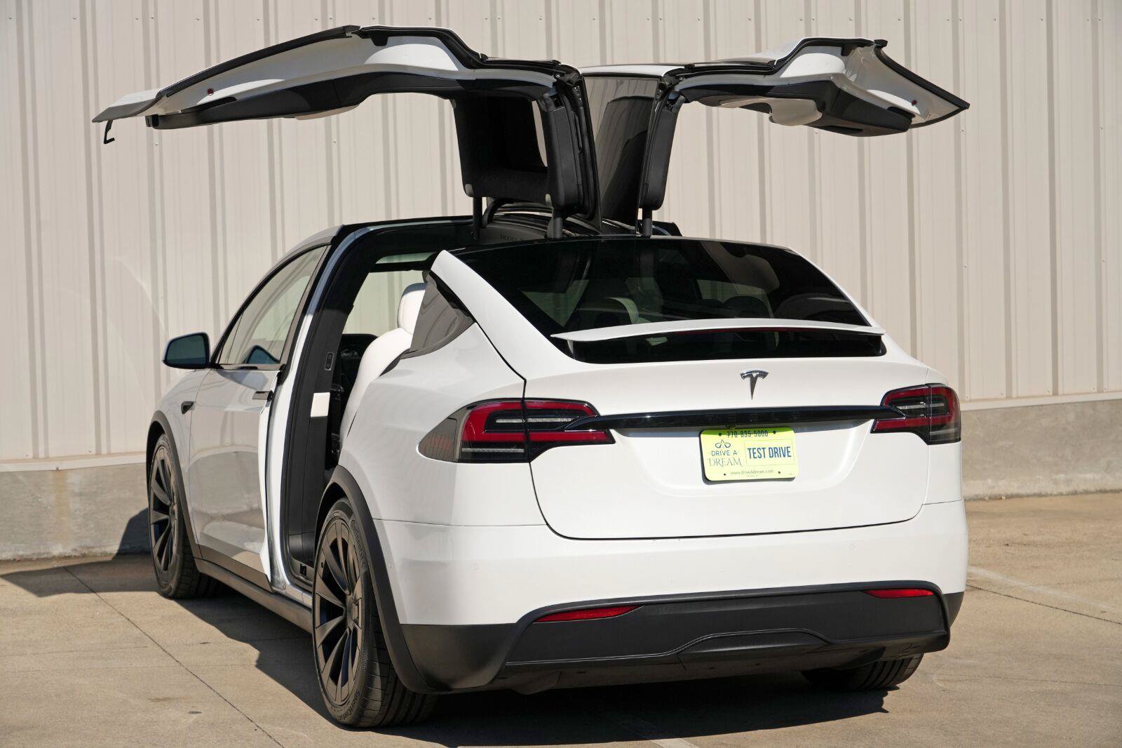 Used 2022 Tesla Model X AWD/4WD image 52