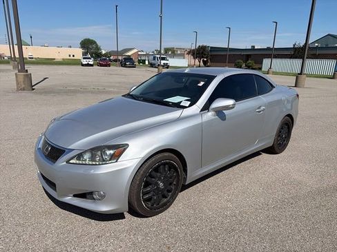 Used 2012 Lexus IS 250C w/ Luxury Pkg RWD image 2