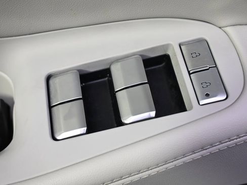 New 2026 Lincoln Navigator L Reserve w/ Jet Appearance Package image 24