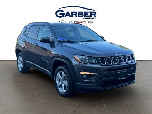 Used 2021 Jeep Compass Latitude AWD/4WD image 7