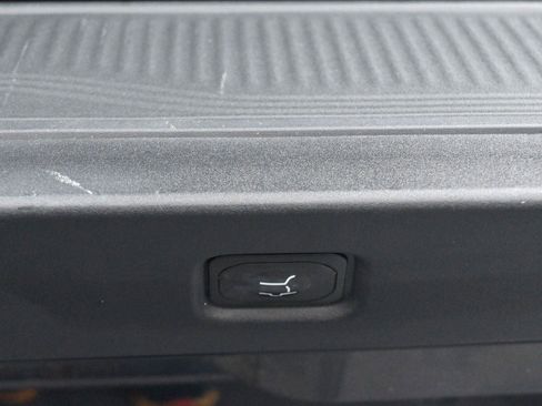 Used 2025 Ford Expedition Platinum w/ Stealth Performance Package image 11