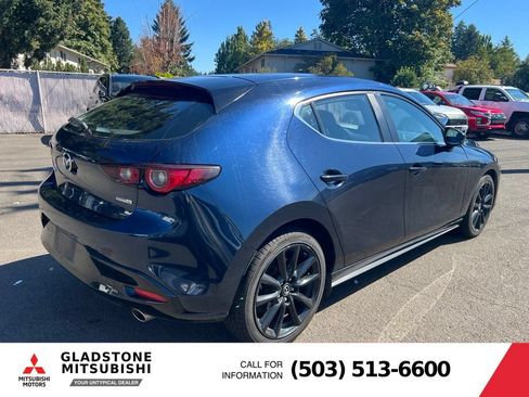 Used 2024 MAZDA MAZDA3 s FWD image 5