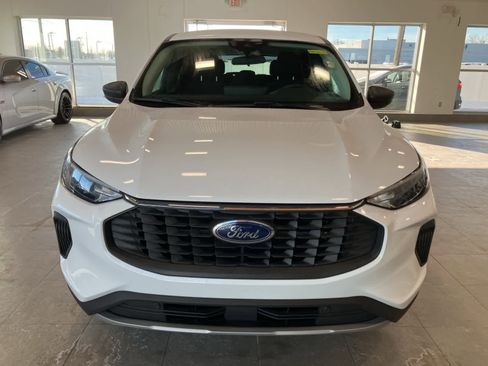 Used 2023 Ford Escape Active w/ Tech Pack #1 image 2