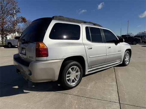 Used 2006 GMC Envoy XL Denali image 9
