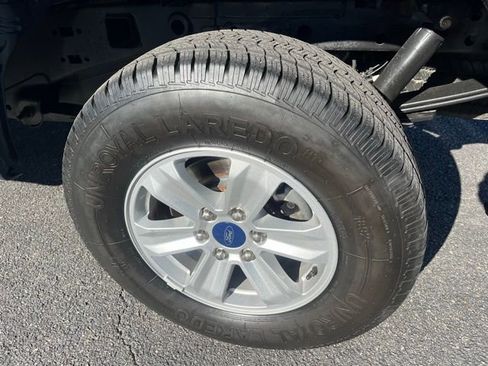 Used 2018 Ford F150 XLT w/ Max Trailer Tow Package image 25