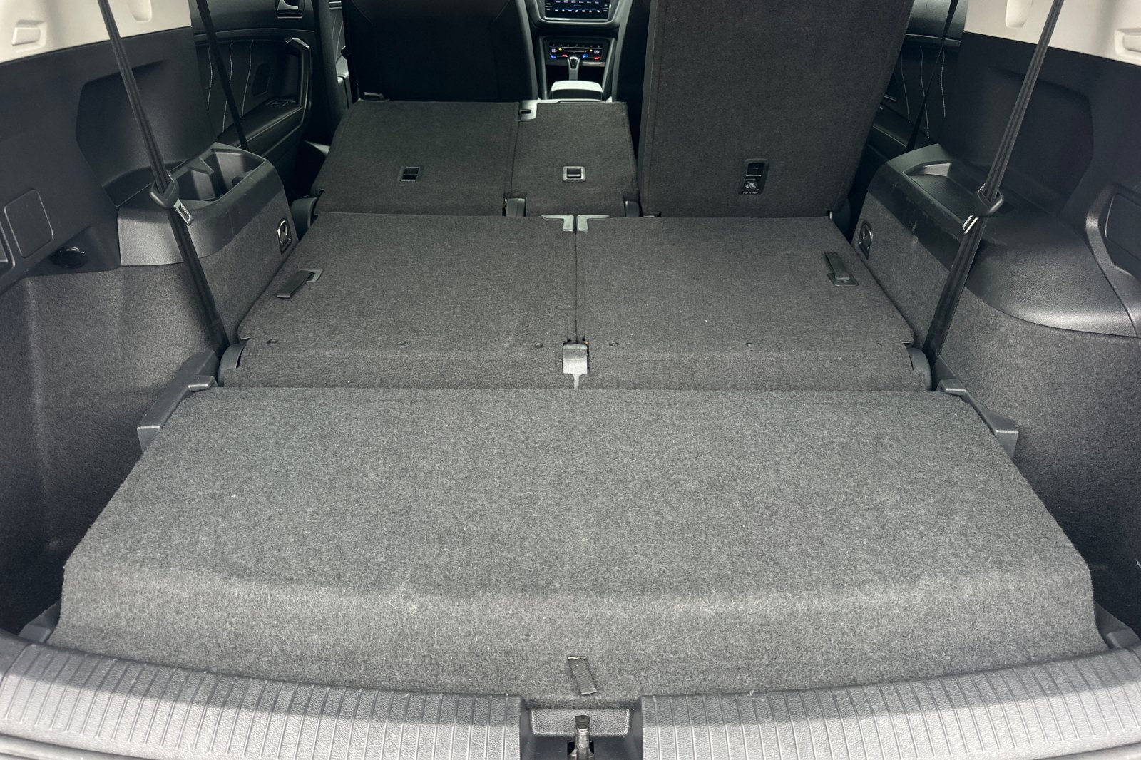 Used 2023 Volkswagen Tiguan SE FWD image 16