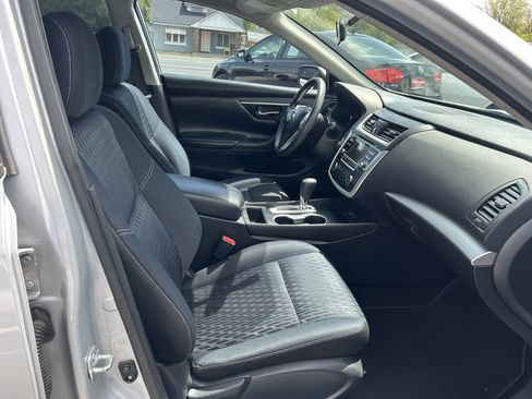 Used 2017 Nissan Altima 2.5 S w/ Power Driver Seat Package FWD image 20