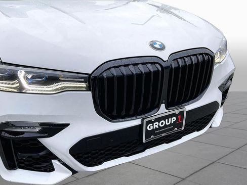 Used 2020 BMW X7 M50i w/ Executive Package AWD/4WD image 31