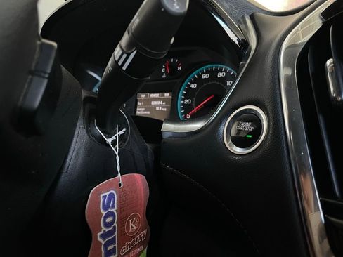 Used 2021 Chevrolet Traverse LS image 25