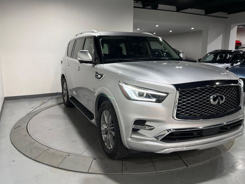 Used 2020 INFINITI QX80 Luxe w/ Proassist Package image 6