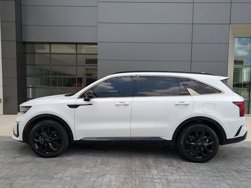 Used 2022 Kia Sorento SX FWD image 9