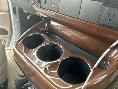 Used 2016 GMC Savana 2500 image 27