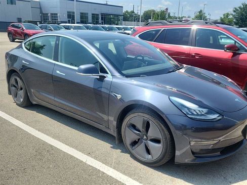 Used 2019 Tesla Model 3 Long Range AWD/4WD image 8