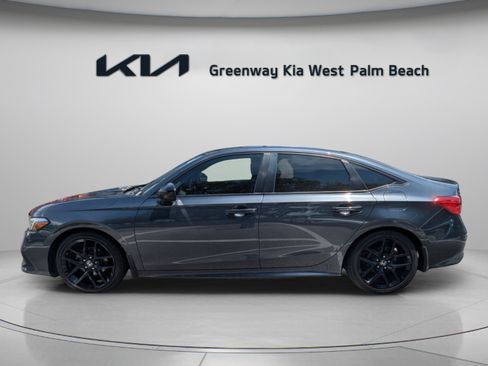Used 2024 Honda Civic Sport image 4