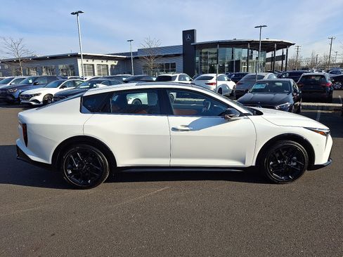 Used 2025 Kia K4 GT-Line Turbo image 7