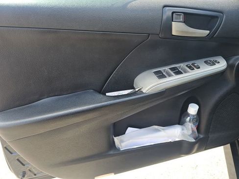 Used 2013 Toyota Camry SE FWD image 16