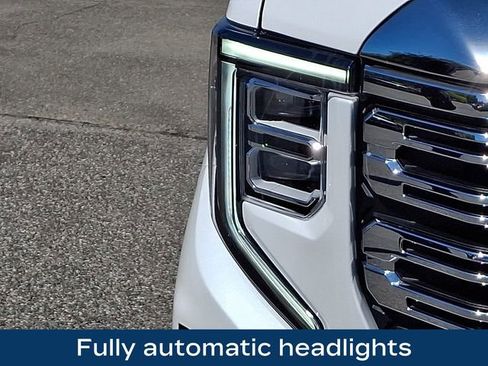 Used 2025 GMC Sierra 1500 Denali w/ Denali Reserve Package AWD/4WD image 29
