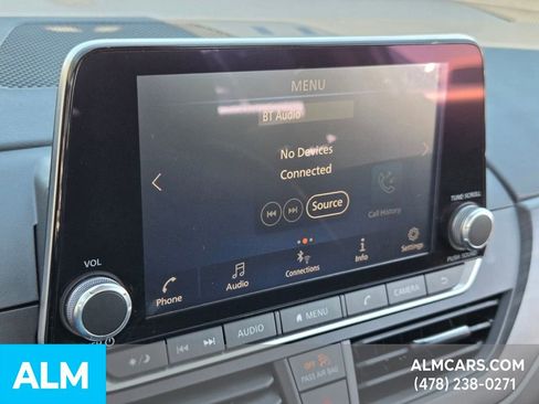 Used 2025 Nissan Altima 2.5 SV image 18