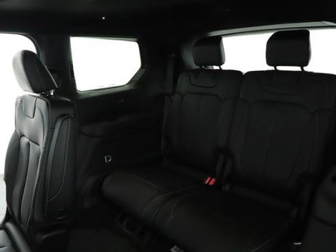 New 2025 Jeep Grand Cherokee L Limited w/ Black Appearance Package image 8