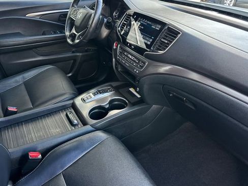 Used 2023 Honda Passport EX-L image 18