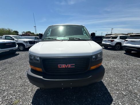 New 2026 GMC Savana 2500 w/ Driver Convenience Package RWD image 31