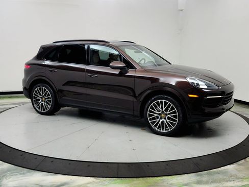 Used 2020 Porsche Cayenne AWD/4WD image 3