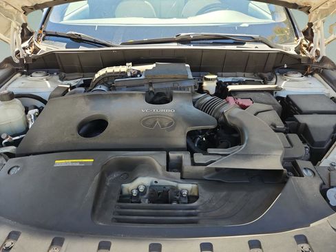 Used 2019 INFINITI QX50 Essential w/ Sensory Package image 21