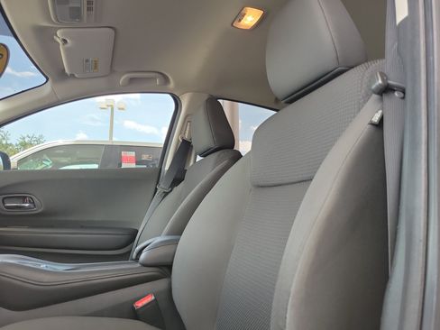 Used 2019 Honda HR-V LX image 23