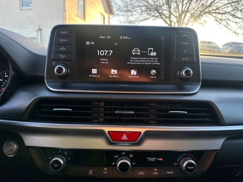 Used 2020 Kia Telluride S image 16